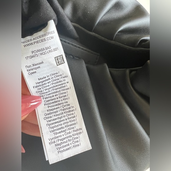 PIECES PCVANSA Bag (Black) - Picture 3 of 6